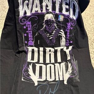 WWE “Dirty” Dominik Mysterio autographed t-shirt 10/10 rare